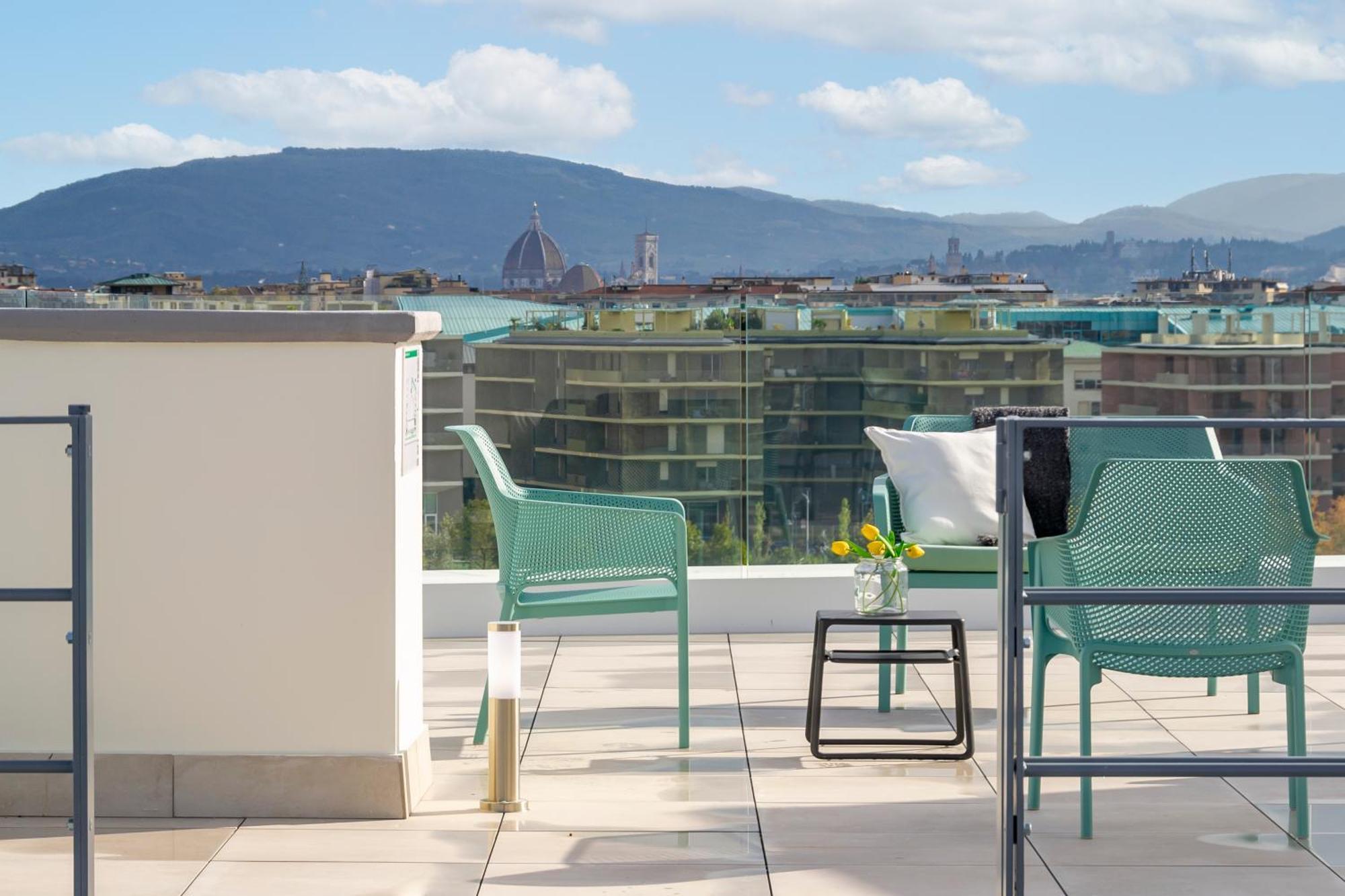 Florentia Living Hostel *