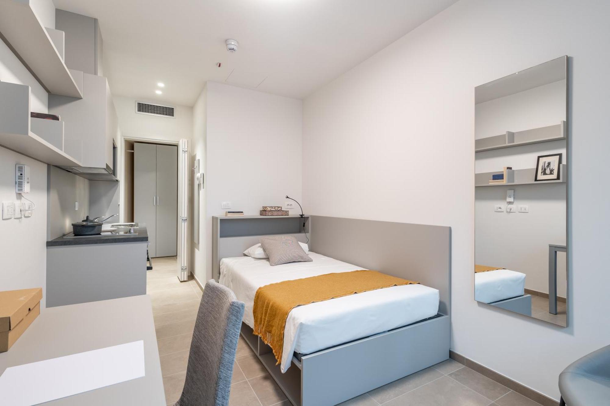 Florentia Living Hostel *